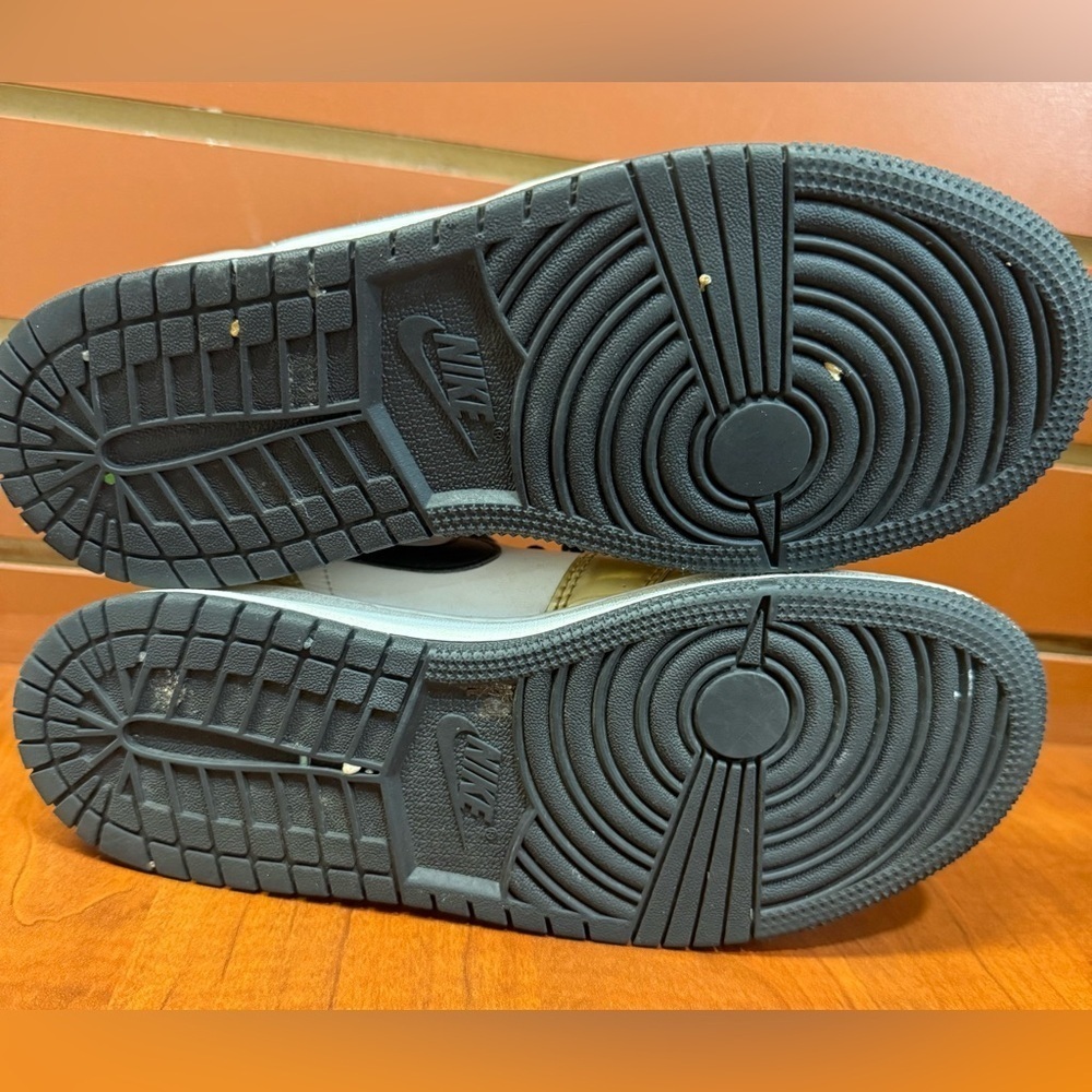 Jordan DC1420-700 Sneakers - Picture 13 of 15